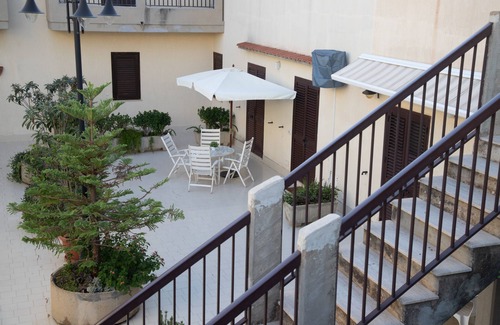 Casuzze Apartamento | Kaucana House - Holiday Home near Marina di Ragusa