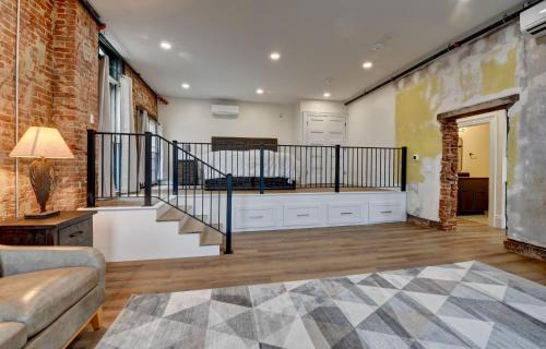 Millersburg Apartamento | Kaufman Suite- BY BUSY INTERSECTION