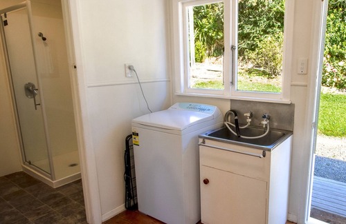 Marahau Casa | KAURI COTTAGE - M?RAHAU HOLIDAY HOME, family friendly in Marahau