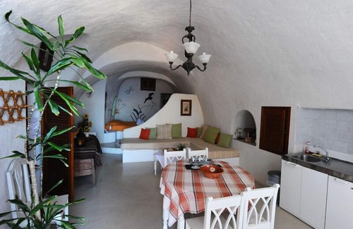 Fira Hotel | Kavalari Hotel - Adults Only