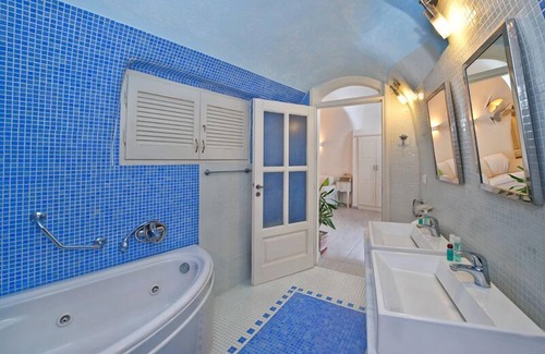 Fira Hotel | Kavalari Hotel - Adults Only