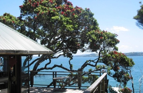 Kawau Island Casa | Fabulosa isla de Kawau casa de vacaciones frente al mar