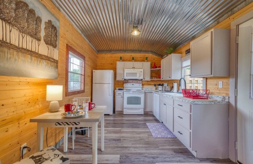 Rogersville Cabina | Kay's Cabin - Peaceful Acres
