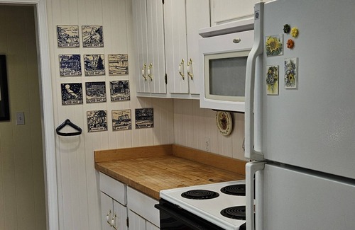 Petoskey Cabaña | Kay's Haven on Crooked Lake