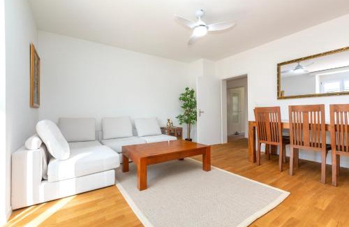 Werd Apartamento | KAYA Zurich Apartment 2B - Downtown 2BR Deluxe Apt