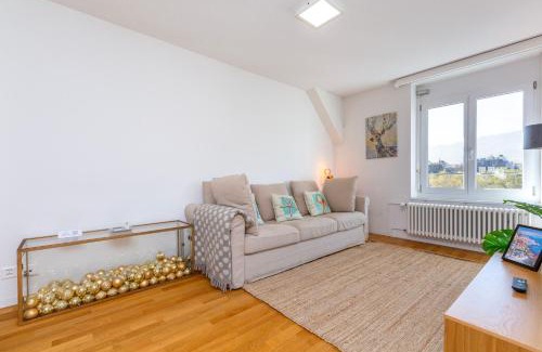 Werd Apartamento | KAYA Zurich Apartment 5B - Downtown 2BR Deluxe Loft Apt