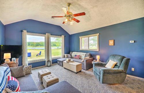 Mecosta Casa | Kayaks and Grill Pet-Friendly Mecosta Cottage!