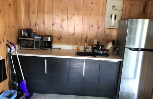 Algonquin Highlands Cabaña | KAYAKS * CANOE * PADDLE BOARDS * WIFI * SATELLITE TV