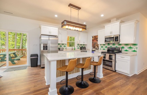 Wise Casa | *Kayaks/SUPs * Coffee Bar * Fire Pit*
