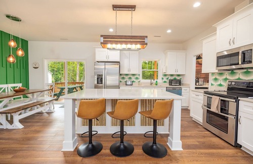 Wise Casa | *Kayaks/SUPs * Coffee Bar * Fire Pit*