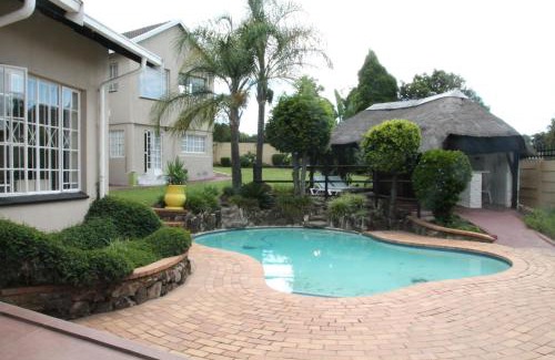 Randpark Ridge Casa | Kayamina Guesthouse