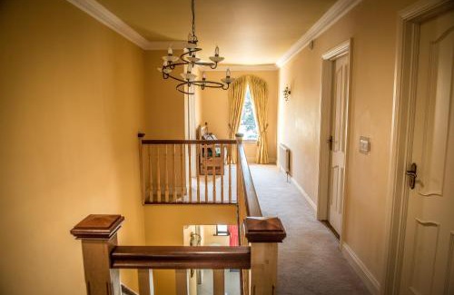 Killarney Casa | Kayden House