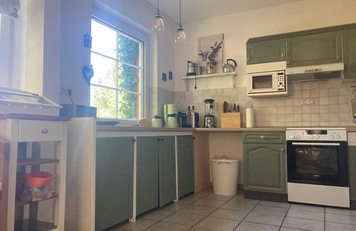 Harmsdorf Casa | Kayhof - Cabaña con techo de paja "Trapo negro"