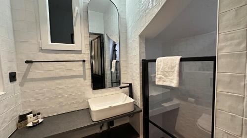 Maisons-Alfort Apartamento | KAZA BELLA - Maisons Alfort 2 Cosy studio