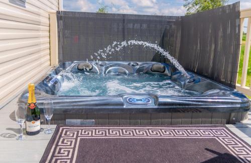 Tattershall Complejo | Kazs hot tub retreat