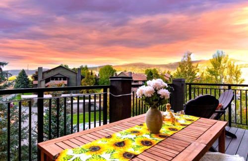 Kimball Junction Apartamento | KBM Resorts Crestview Condos Spacious condo near Olympic Park with gas fireplace year-round pool hot tub and shuttle access CVC-308B