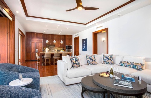 Montage Kapalua Bay Condominio | KBM Resorts | FREE CAR | Oceanfront Anuenue At Montage Kapalua Bay 3-Bedroom Condo with Daily Housekeeping, Spa!