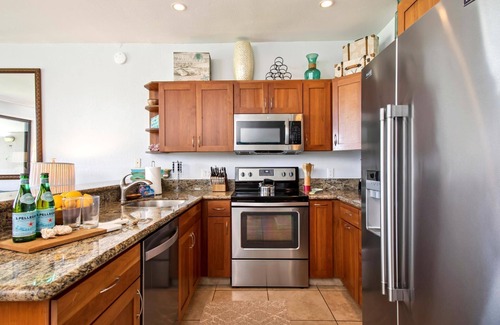 Napili Condominio | KBM Resorts | Spacious 2-Bedroom Napili Point Collection | Multi Unit Listing | Same Floor | Ocean Views + 2 Free Rental Cars! NAP-B13/A25