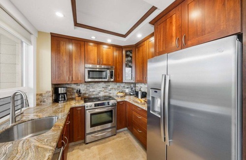 Napili Condominio | KBV 35G2 Best Rate LUXE OceanFront Villa w Oceanview | Lanai | AC