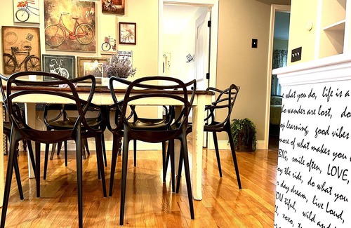 Kansas City Casa | KC Charmer! King Bed/Soaker Tub/Air Hockey/Quiet Street!