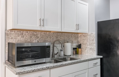 Riverview Casa | KC Fun House with Pool Table & Arcade Games - 7 min to PNL!