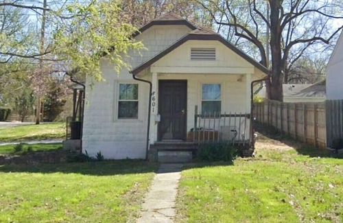 South Kansas City Apartamento | KC Tiny Home