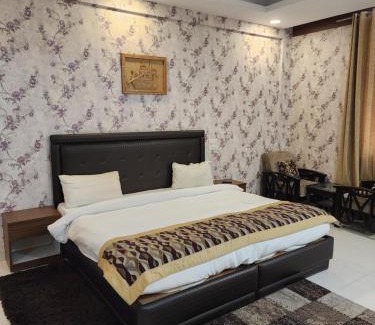Sat Bari Casa | KCG Heritage
