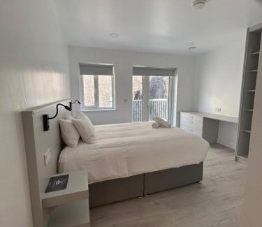 Cobh Apartamento | KCM Urban Retreats