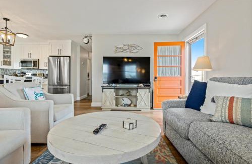 Colington Casa | KDH261 Happy Hour
