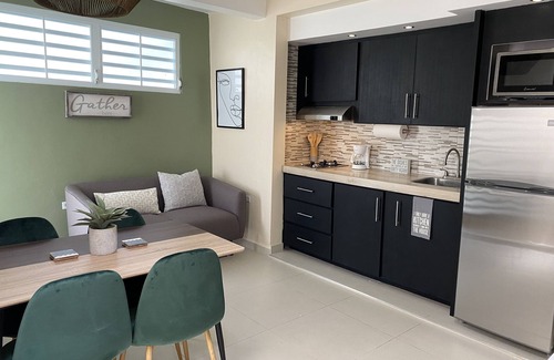 Minillas Apartamento | Keep it simple at this peaceful and centrally located place.