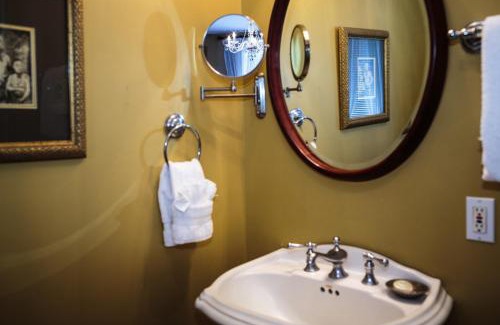 Historic District - North Cama Y Desayuno | Kehoe House, Historic Inns of Savannah Collection