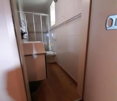 Deutsch Schuetzen-Eisenberg Casa | Kellerstöckl Kamper