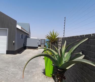 Swakopmund Apartamento | Kelpmeeu Self- Catering and Car hire