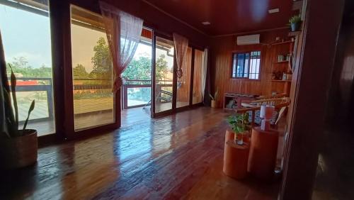 Agua Grande Casa | Kemmiu Guest House Sao Tome
