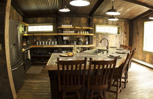 Dollar Bay Casa | Kemp's Rentals-Loft Rental -Sauna-next to Portage Lake-Beach-Fire pit & Pavilion