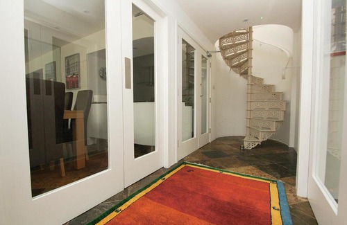 Kemptown Casa | Kemp Town Mews - Parking - by Brighton Holiday Lets