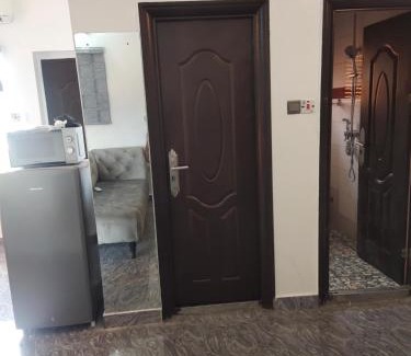 Port Harcourt Apartamento | Kemzie's Studio Apartment