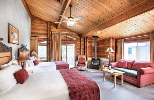 Cooper Landing Hotel | Kenai Princess Wilderness Lodge