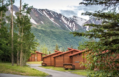 Cooper Landing Hotel | Kenai Princess Wilderness Lodge