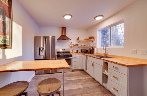 Sterling Cabina | Kenai River Retreat ~ 4 Mi to Morgan's Landing!