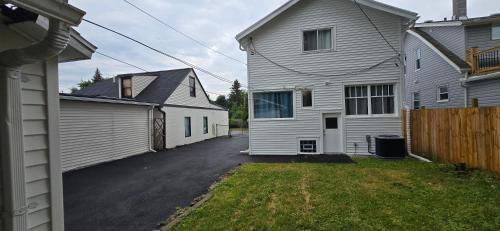 Kenmore Casa | Kenmore Avenue Buffalo New York 3-Bedroom Entire Home