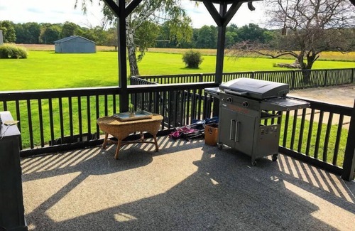 Kennerdell Casa | Kennerdell Country Retreat with seasonal inground pool