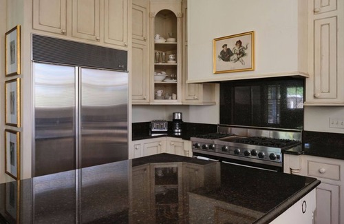 Greater Belhaven Casa | Kennington's Mansion, Unbelievable new retreat