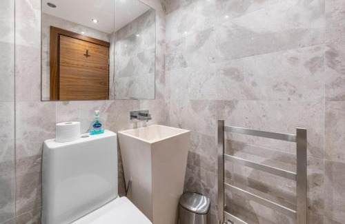 Abingdon Apartamento | Kensington Haven 3-Bed, 3-Bth Flat