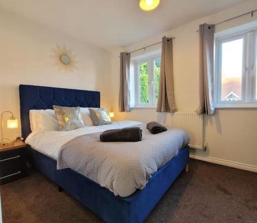Colchester Casa | Kensington House- The Perfect home for contractor stays
