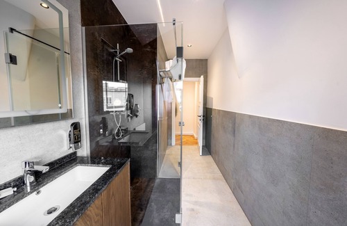 Favoriten Hotel | Kent Hotel Domenig