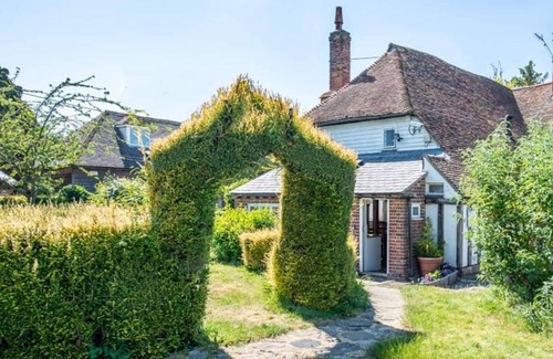 Sittingbourne Cabaña | Kent - Malt House Beautiful Tudor Cottage