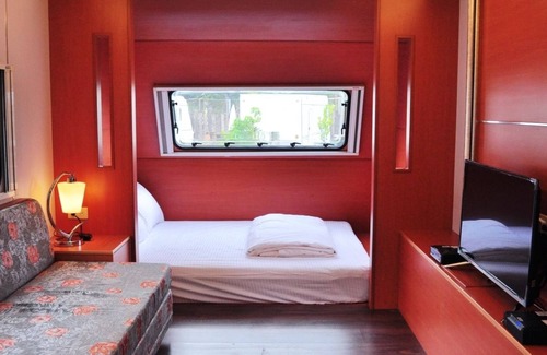 Hengchun Alquiler De RV | Kenting Houbihu Camping car