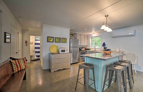 New Concord Cabina | Kentucky Lake Cabin w/ Private Dock + Fire Pit