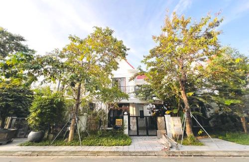 Huong Thuy Hotel | Kenzpi House